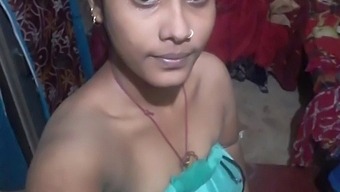 Desi Girl With Big Nipples In Indian Hd Video