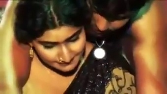 Sizzling Indian Aunty From Tamil Nadu
