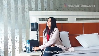 First-Time Beauty'S Big Cock Experience In Hd