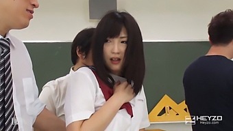 Ei Inoue在guchogucho系列中的感性乳液按摩 - 竞选女孩的经历